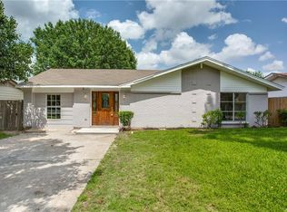 1610 Savage Dr, Mesquite, TX 75149