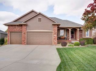 341 S Quail Run Ct, Andover, KS 67002