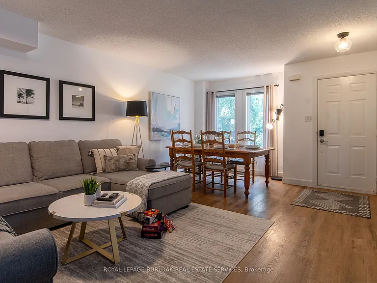7 Trent Ave — Photo 6