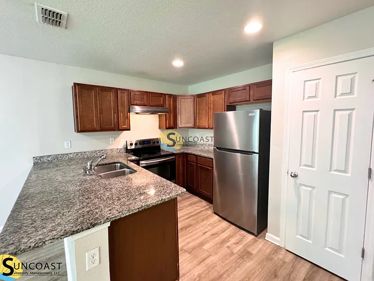 8329 Homeport Ct — Photo 7