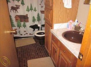 24539 Beverly Rd, Taylor, MI 48180