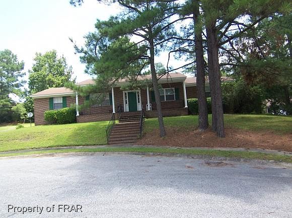 1st image of 612 Elk Ct APT 2