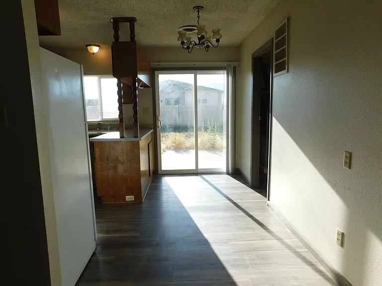 514 Delicious Dr — Photo 5