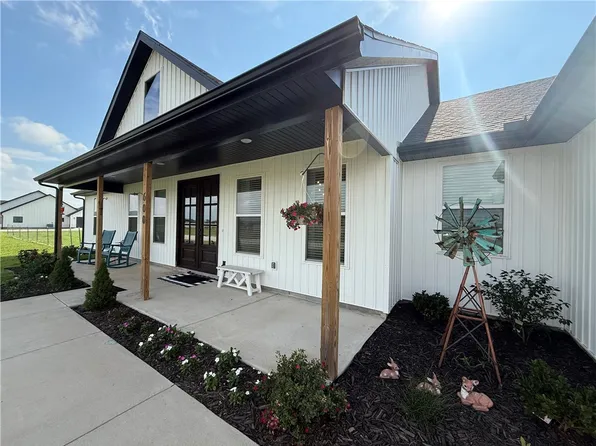 600 Madison St #7353, Hindsville, AR 72738