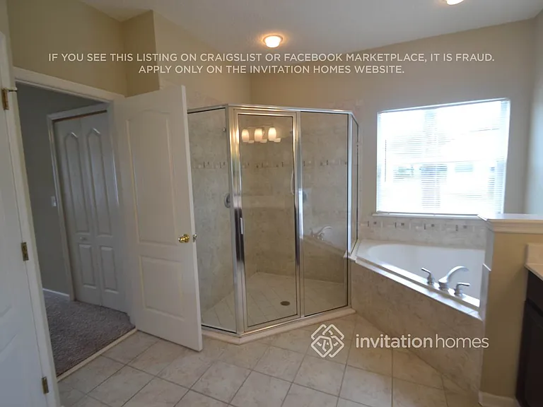3115 Wandering Oaks Dr — Photo 5