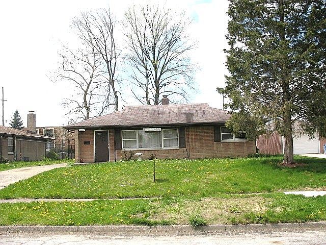 1st image of 3777 Kingswood Dr