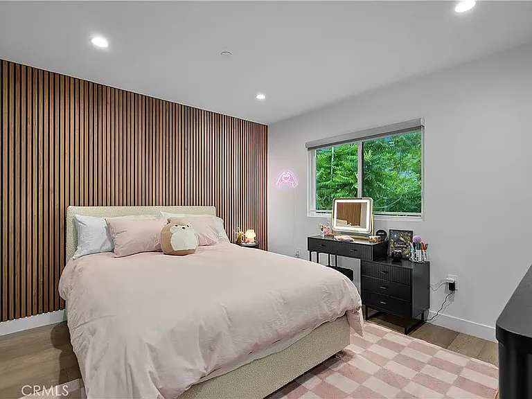 14157 Tiara St #101 — Photo 23