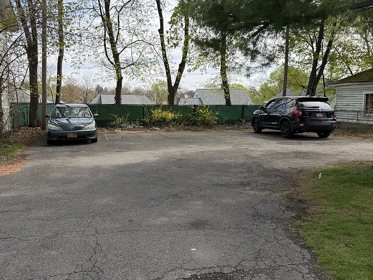 411 Jackson Ave #3N — Photo 8