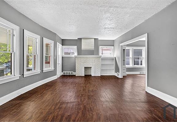 2nd image of 11515 Whitmore Ave #1