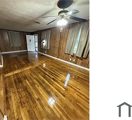 4678 Rosewood Dr