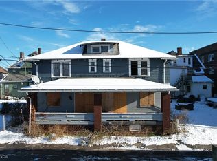 608 Queen Ct NW, Canton, OH 44703