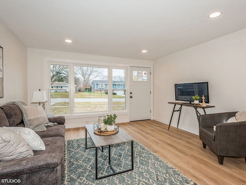 324 S Springinsguth Rd, Schaumburg, IL 60193 Zillow