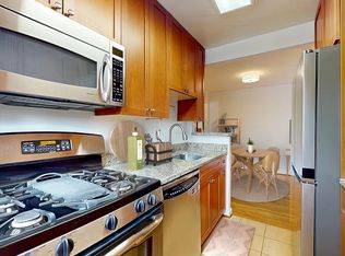2725 39th St NW, Washington, DC 20007