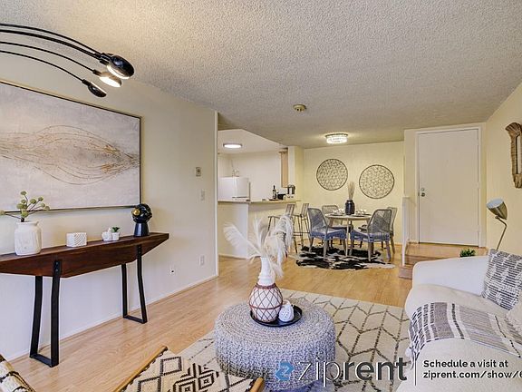 2nd image of 4900 Overland Ave Unit 182
