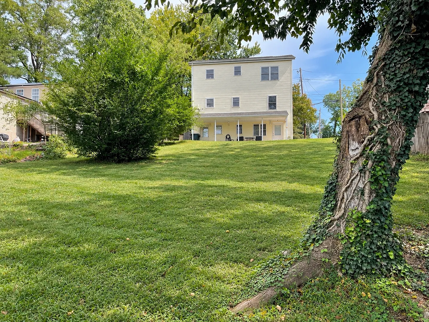 2 bed, 690 sqft, $1,495 — Photo 1