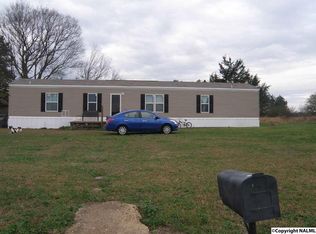 482 Mardis Point Rd, Baileyton, AL 35019