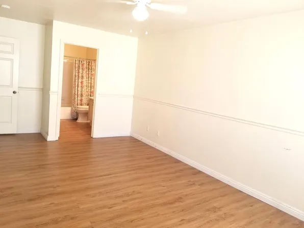 8440 Vast Horizon Ave, Las Vegas, NV 89129