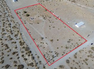 4544 Woodward Rd, Phelan, CA 92371