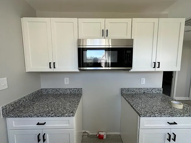 305 Leonford St — Photo 6