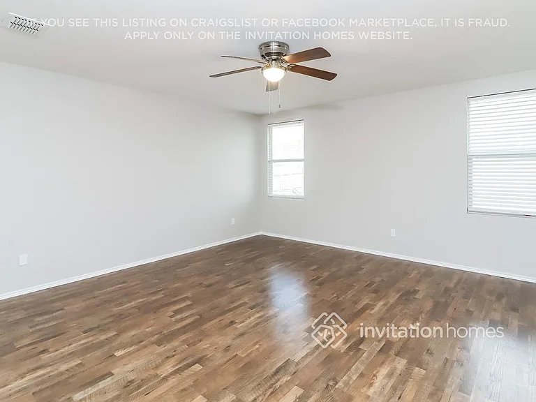 1412 Krista Dr — Photo 10