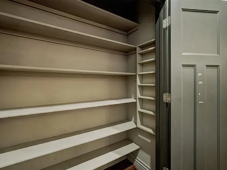 Kitchen Pantry
