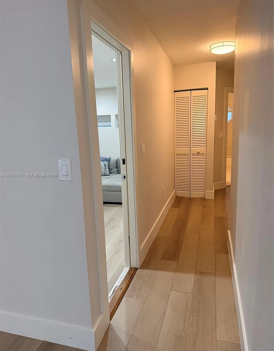 4 bed, 1420 sqft, $4,400 — Photo 4