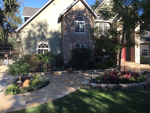 5th image of 17430 Holiday Dr
