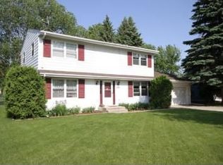 2605 11th St S, Fargo, ND 58103