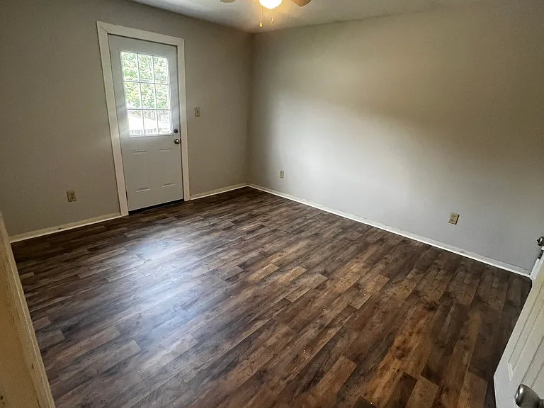 12002 Sugar Mill Cir SE #D — Photo 6