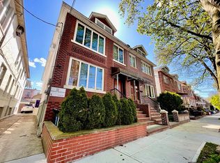 2465 E 21st St, Brooklyn, NY 11235