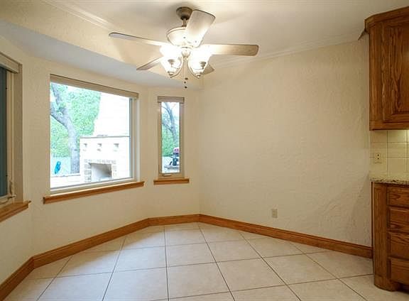 4th image of 6205 Price Dr