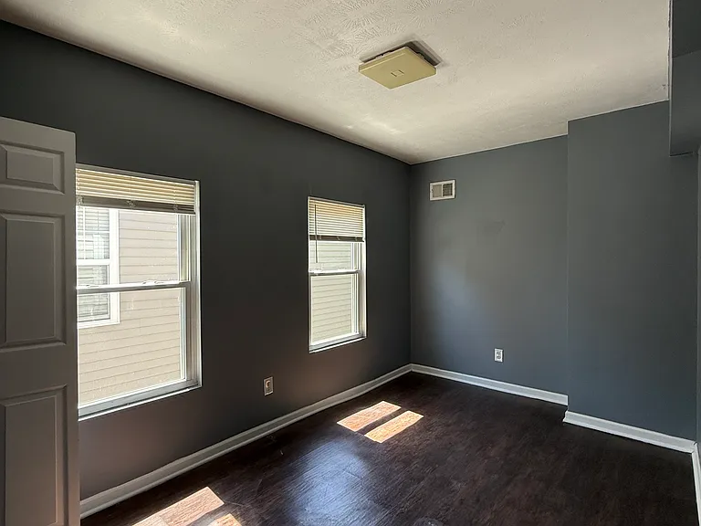 39 S Yale Ave #39 — Photo 5