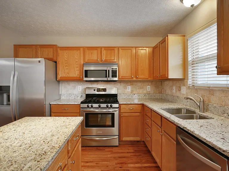 4344 Edgeley Ct — Photo 7