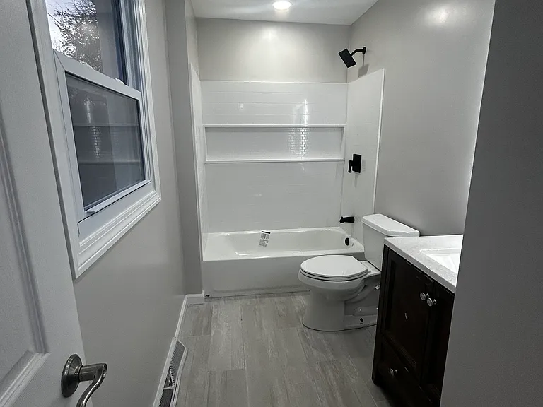 108 Spruce St #1 — Photo 6