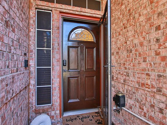 3rd image of 4714 Magnolia Creek Rd