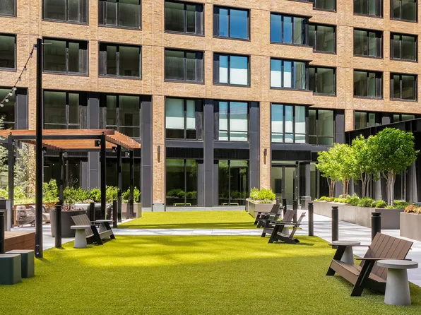 54 Crown Street image 29 of 35