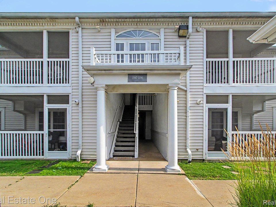 1st image of 2271 S Main St