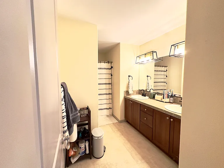 1512 N Jefferson St — Photo 13