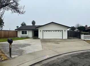 1954 Robin Dr, Ceres, CA 95307