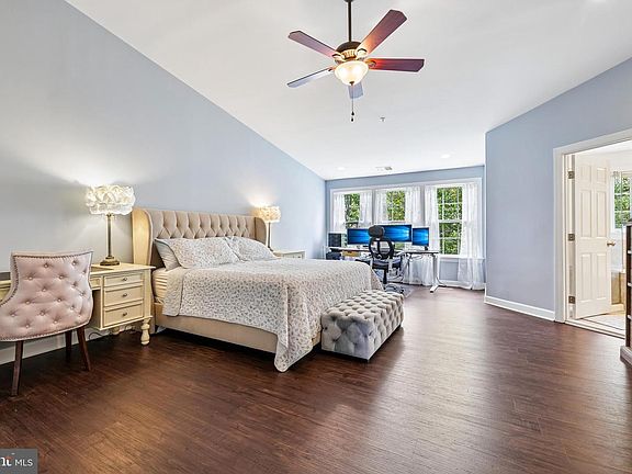 4th image of 2073 Crescent Moon Ct #2
