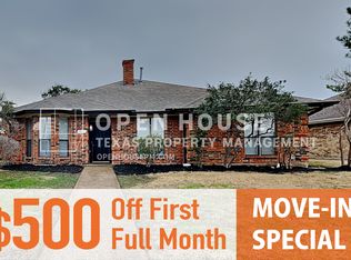 1512 Raleigh Dr, Carrollton, TX 75007