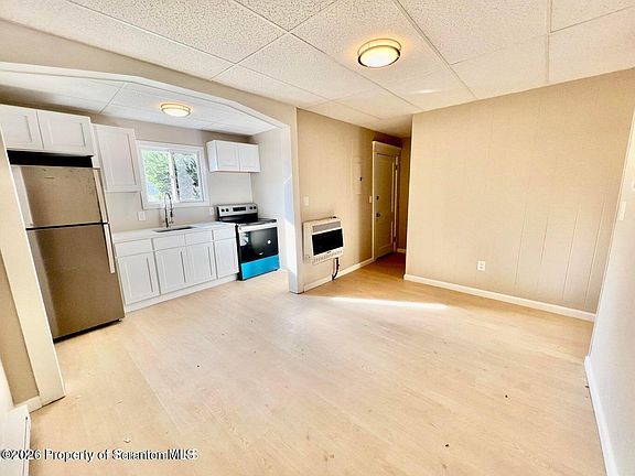 3rd image of 500 4th Ave APT 2