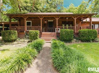 690 Ganntown Ln, Vienna, IL 62943