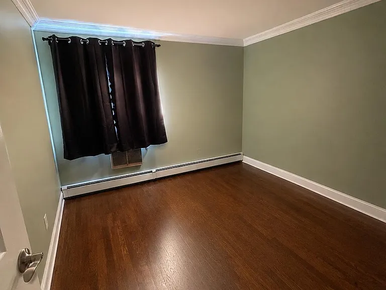 915 Cricket Ln — Photo 6