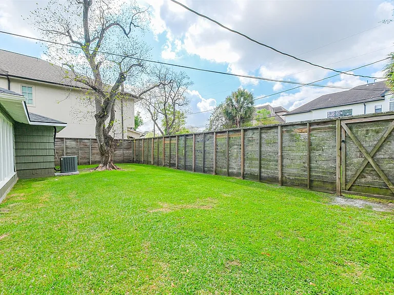 4613 Braeburn Dr — Photo 5