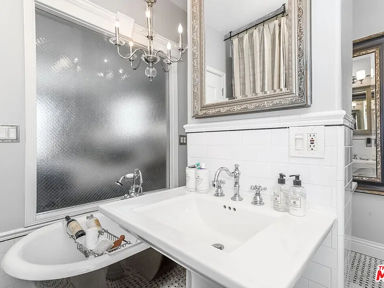1424 N Crescent Heights Blvd #51 — Photo 18
