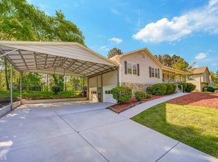 176 W Putnam Ferry Rd, Woodstock, GA 30189