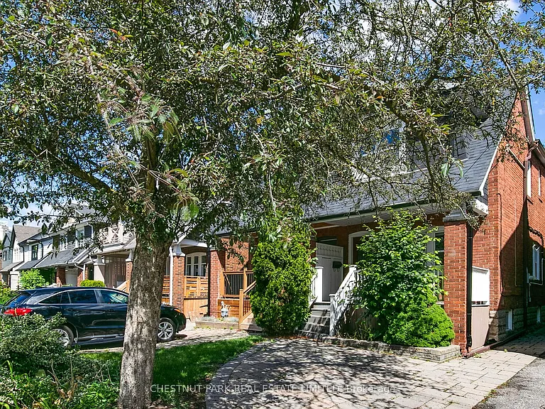 484 Merton St — Photo 2