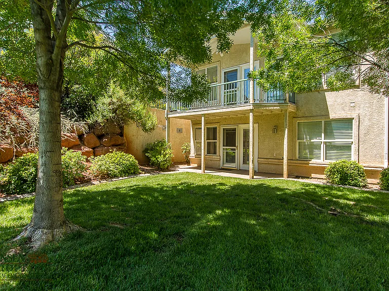 153 N Turnbury Ln — Photo 26