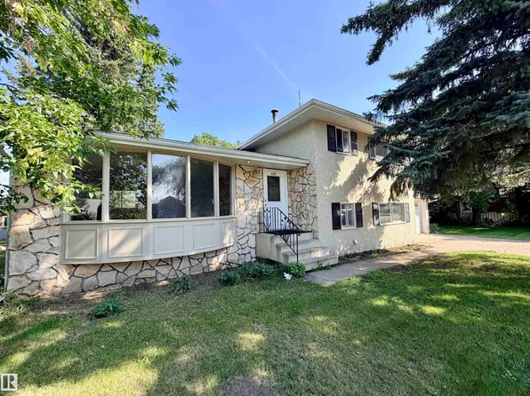 5226 47th Ave, Saint Paul, AB T0A 3A4